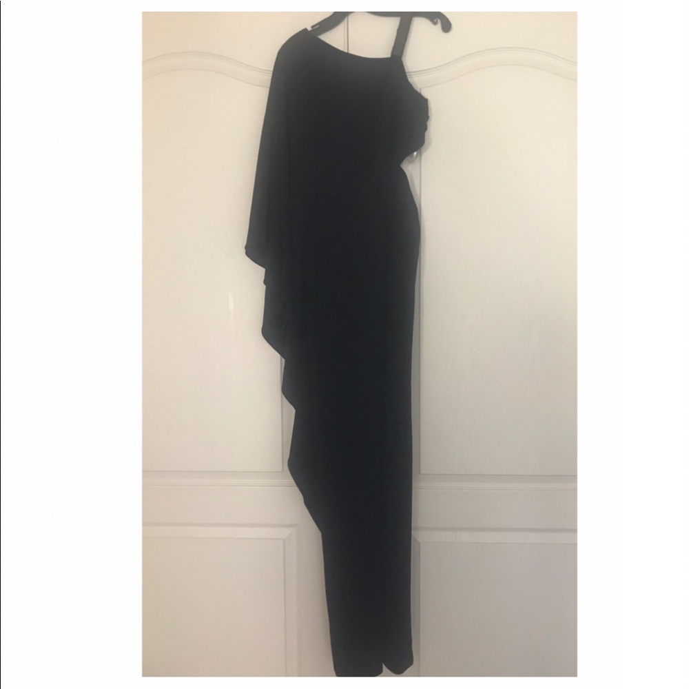 Halston Cutout Gown - Picture 5 of 10